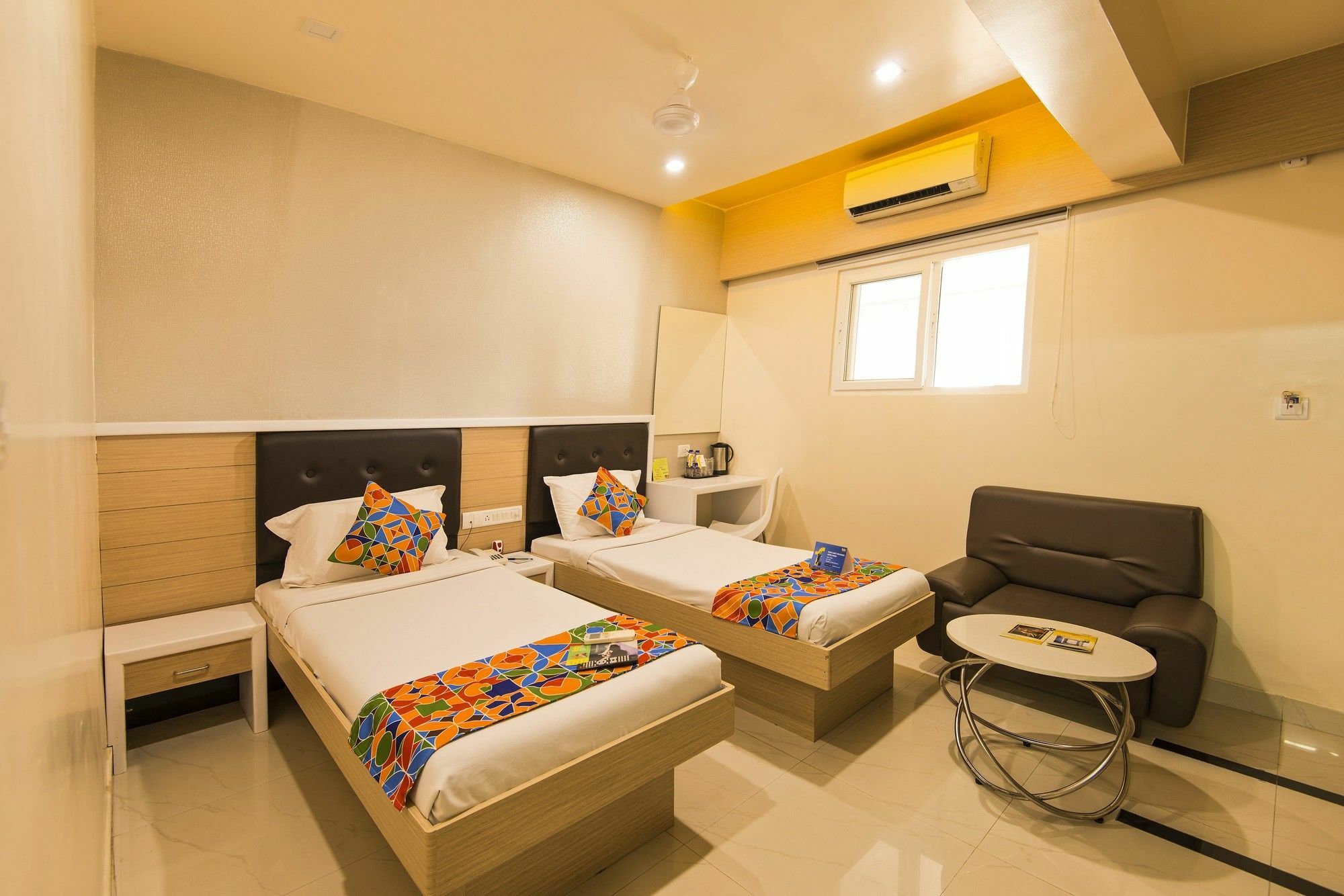 Fabhotel Prime Arunaachalaa Residency Chennai Extérieur photo