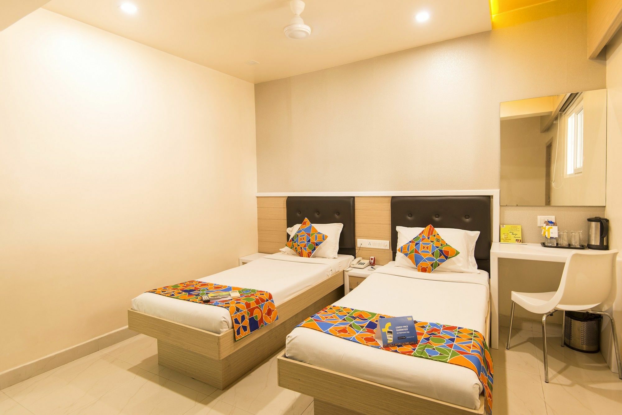 Fabhotel Prime Arunaachalaa Residency Chennai Extérieur photo